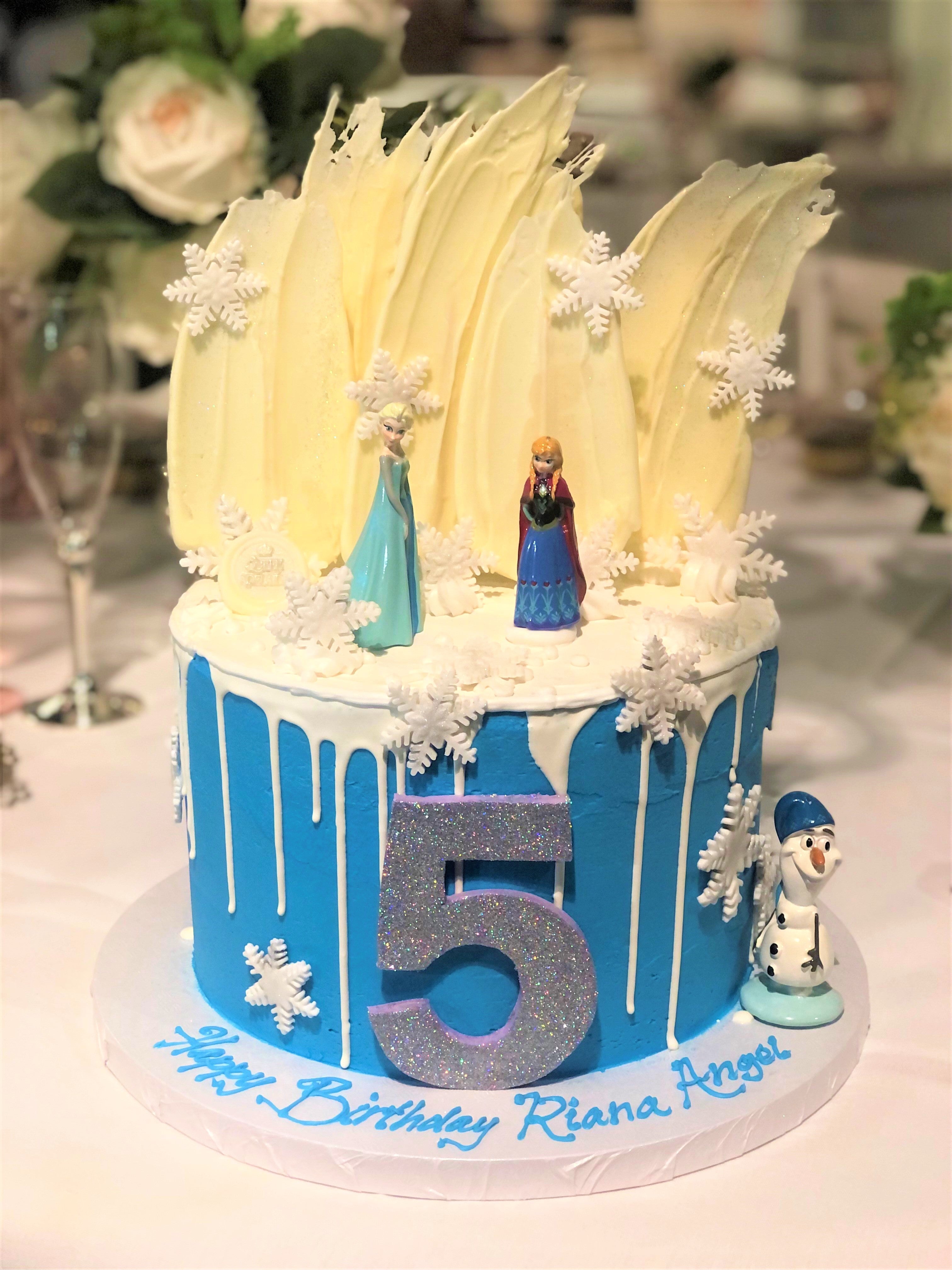 Frozen Birthday Cake (10) | Baked by Nataleen