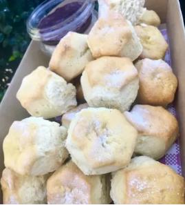 Freshly Baked Scones With Jam & Cream - 18 pieces